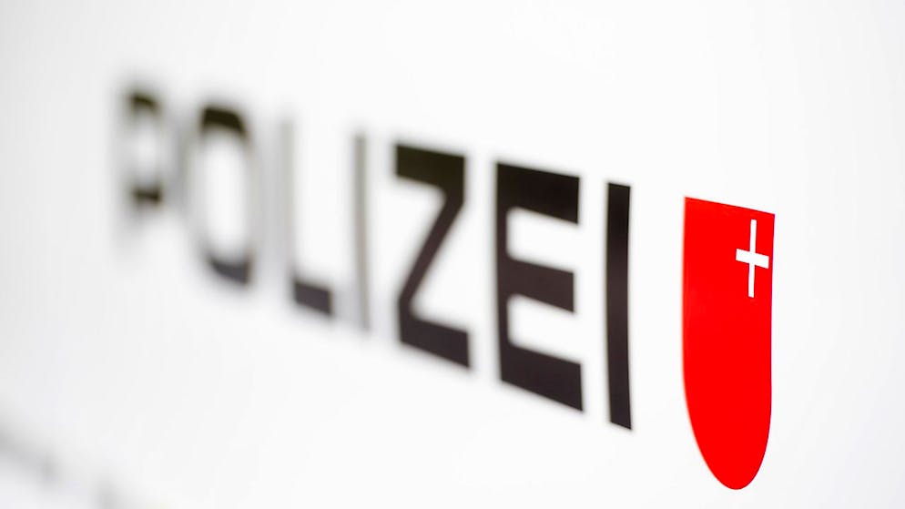 Die Schwyzer Kantonspolizei musste am Dienstag in Wollerau ausrücken. (Symbolbild)