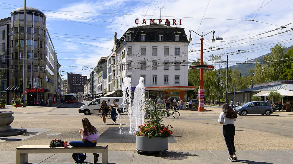 Das Wasser des Springbrunnens auf dem Bieler Zentralplatz entsprach nicht den gesetzlichen Anforderungen. (Archivbild)