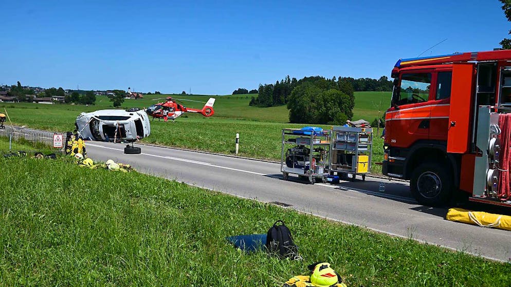 Durch den Zusammenprall beim Überholen überschlug sich das Auto mehrmals.