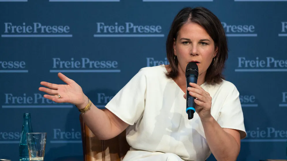 Annalena Baerbock wünscht sich Frieden für die Ukraine.
