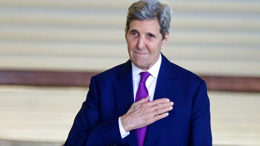 ARCHIV - Der US-Klimabeauftragte John Kerry ist zu Besuch in Peking. Foto: Gustavo Moreno/AP/dpa
