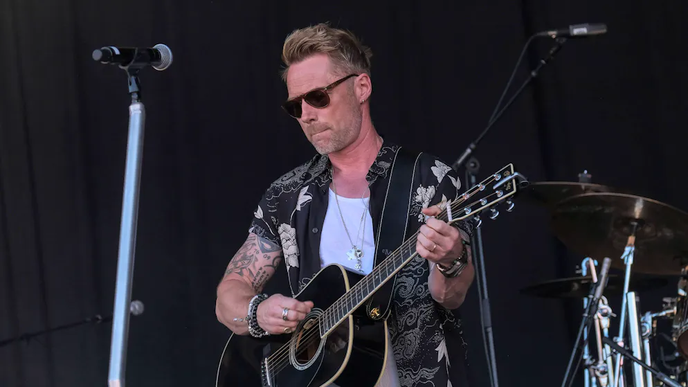 Sänger Ronan Keating hat seinen älteren Bruder bei einem Autounfall verloren.