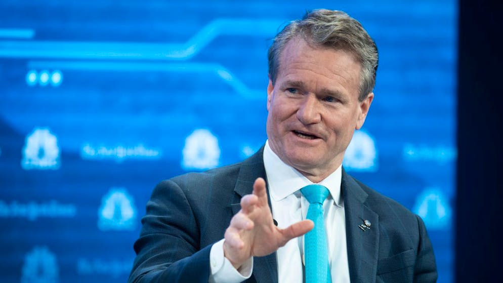 Die Bank of America hat im zweiten Quartal von den steigenden Zinsen profitiert und mehr Gewinn geschrieben. Im Bild Bank-Chef Brian Moynihan. (Archivbild)