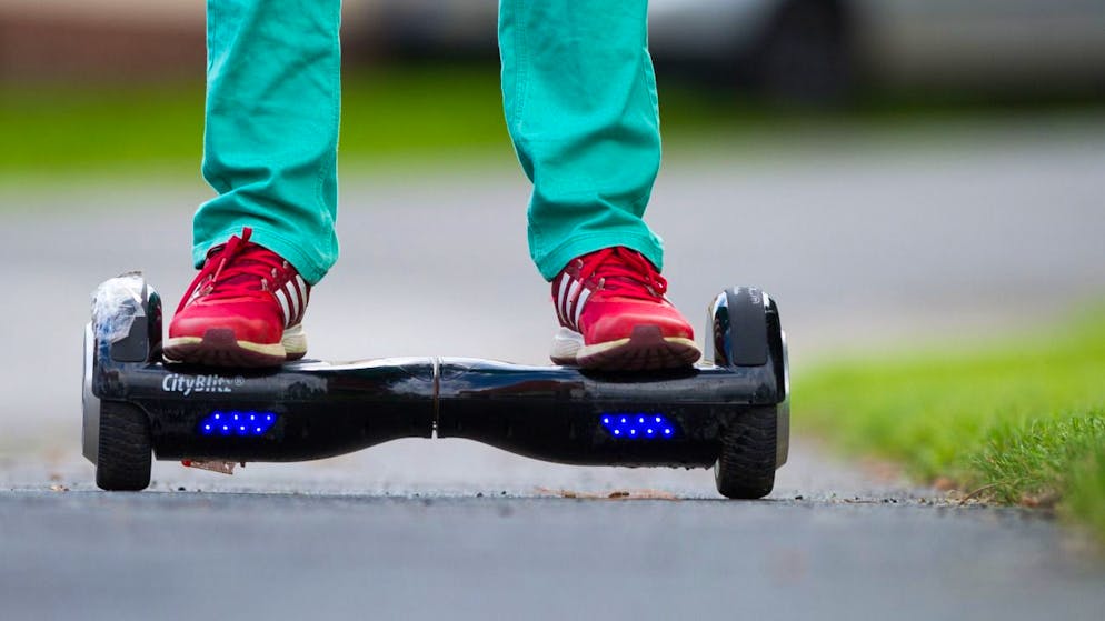 Der Brand entfachte sich beim Laden eines solchen elektrisch betriebenen Fahrzeugs. (Symbolbild)