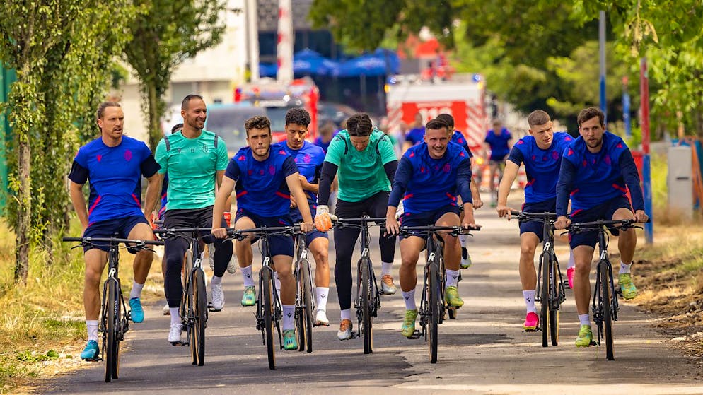 Die neue Super League geht in den Praxistest – Favorit bleibt YB - Gallery. Viel Betrieb am Rheinknie: Beim FC Basel herrscht auch in diesem Sommer ein munteres Kommen und Gehen.
