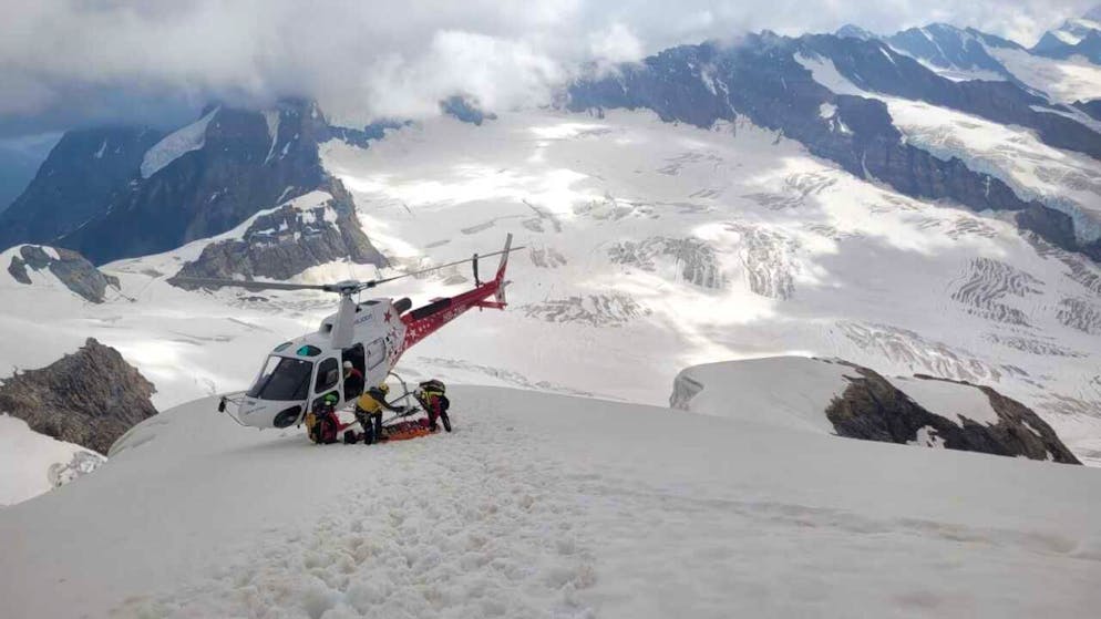 Zum Rettungseinsatz kam es am Mittwoch unterhalb des Junfrau-Gipfels BE auf knapp 4000 Metern über Meer.