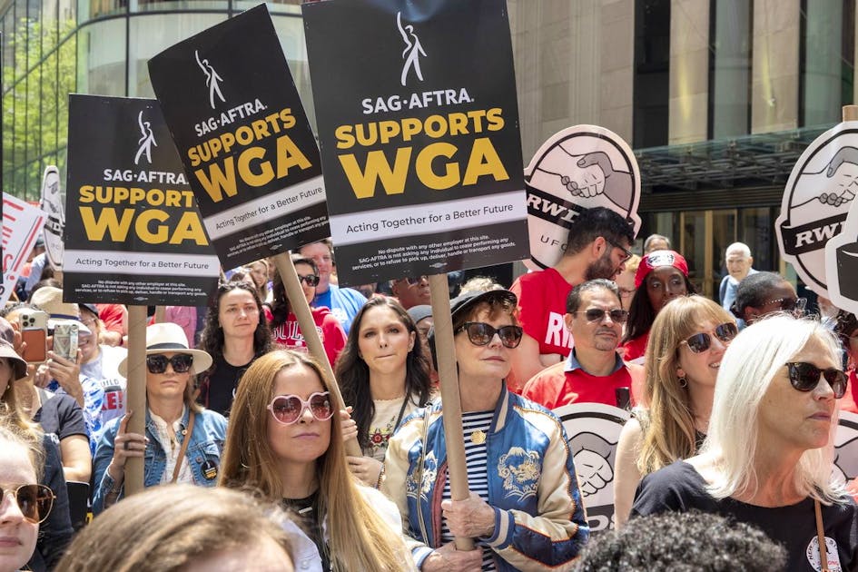 Susan Sarandon Joins Actors and Screenwriters in Strike Demonstration