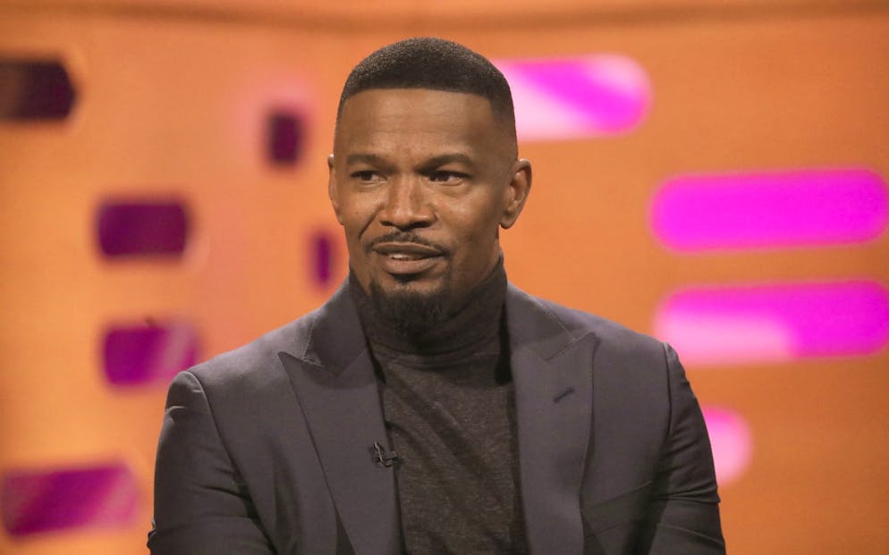 Jamie Foxx meldet sich nach medizinischem Unfall. US-Schauspieler Jamie Foxx meldet sich zurück. Der 55-Jährige sagt in einem emotionalen Post, dass er durch die Hölle gegangen sei. 