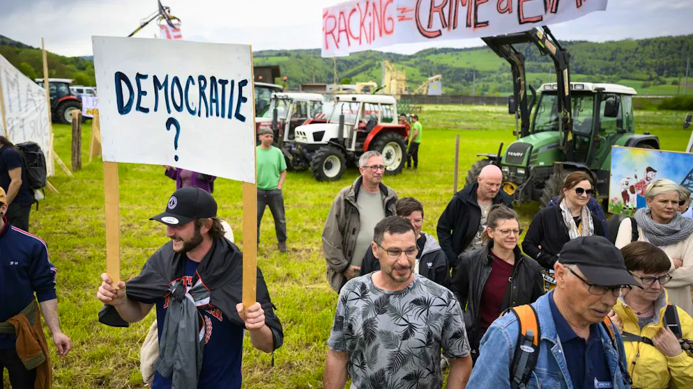 Von Protestcamp bis Morddrohung. Schweizer Geothermie-Kraftwerk stösst auf erbitterten Widerstand
