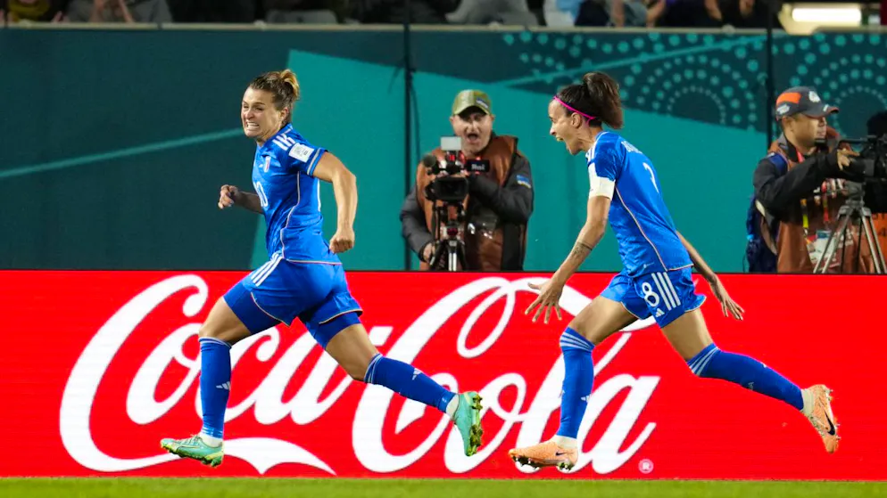 Cristiana Girelli (links) sorgte vier Minuten nach ihrer Einwechslung für die Entscheidung