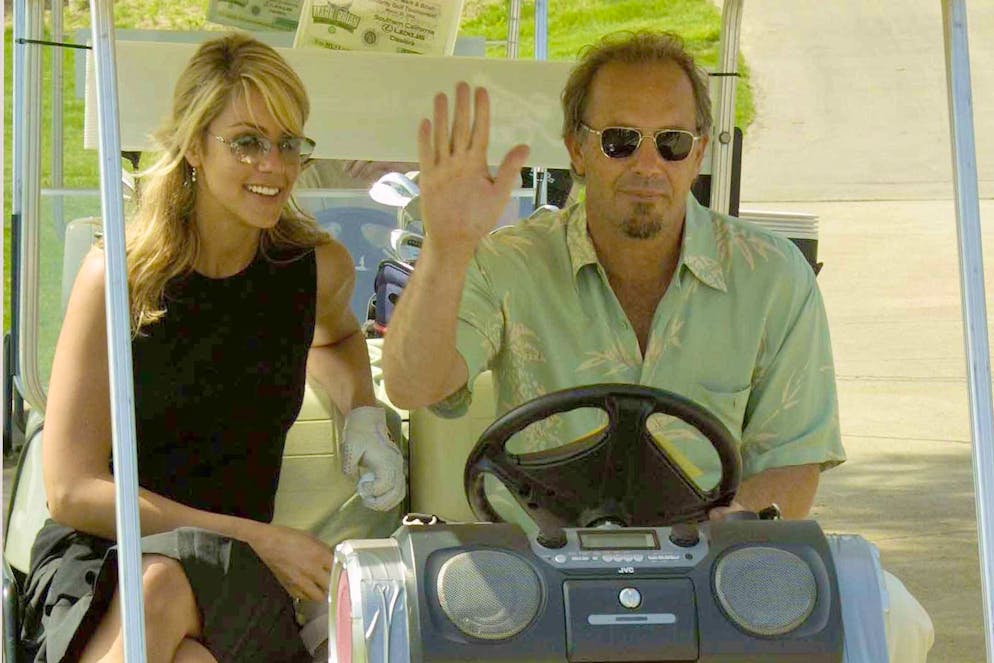 Scheidungskrieg zwischen Kevin Costner und Noch-Frau. Jetzt streitet sich das ehemalige Paar auch noch um die Anwaltskosten in der Höhe von 90'000 Franken und das Hundebett. Das Bild entstand bei einem Benefiz-Golfturnier in Kalifornien 2004. 