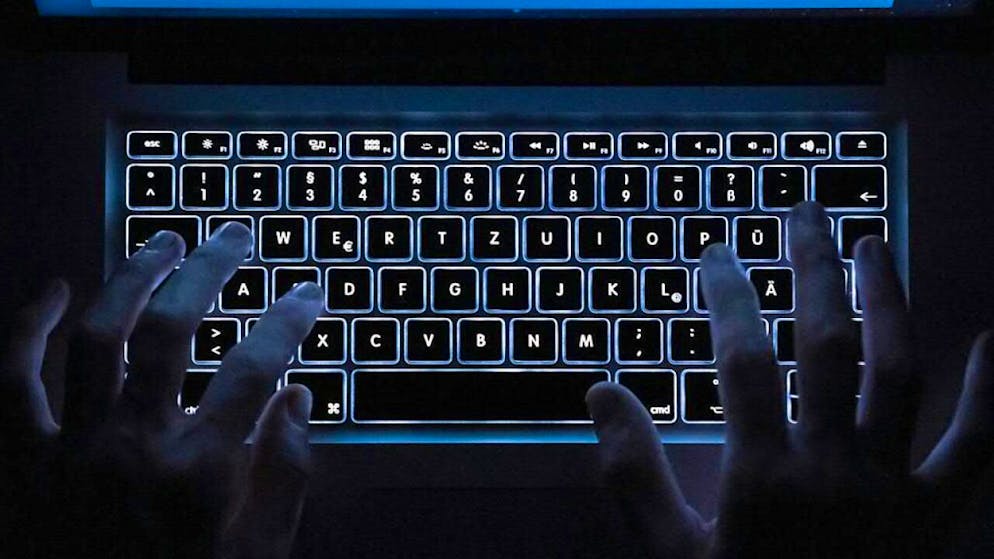 Liebesbetrug im Internet: Zwei Solothurner Frauen überwiesen vermeintlichen Märchenprinzen aus dem Internetuniversum mehr als 100'000 Franken. (Symbolbild)