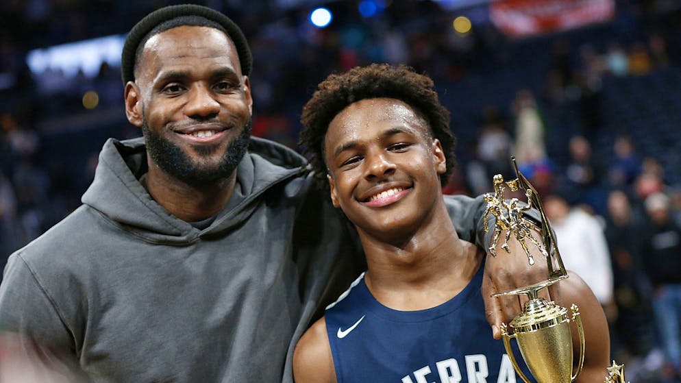 NBA-Star LeBron James mit seinem Sohn Bronny.