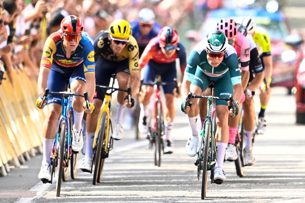 Jasper Philipsen (rechts) ist im Sprint nur schwer zu schlagen.