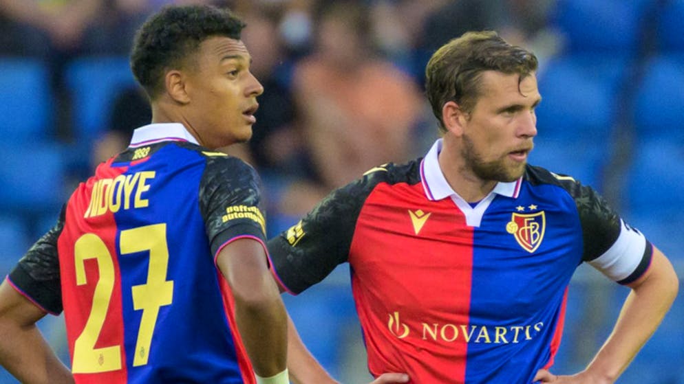 Twitter-Reaktionen zur FCB-Pleite. «Am Anfang dieses Desasters steht die Transferpolitik»