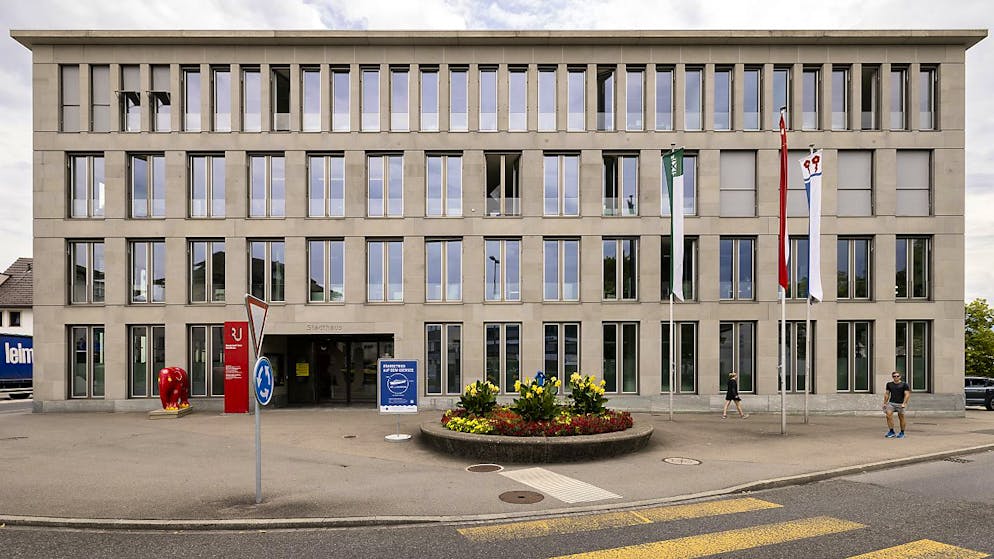 Im Stadthaus von Rapperswil-Jona wehrt man sich gegen die Berichterstattung des Online-Magazins Linth24.