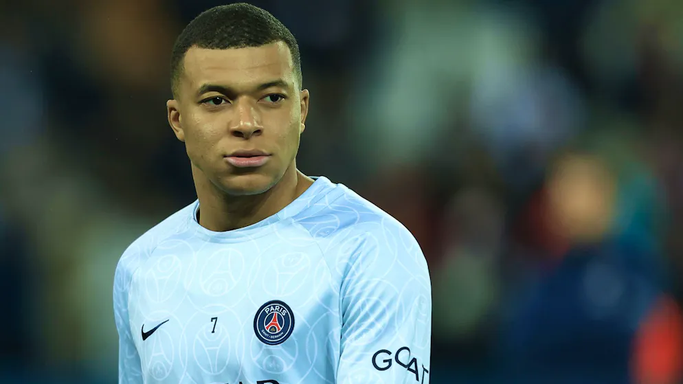 Der FC Chelsea und der FC Barcelona sind laut Medienberichten an einer Leihe von Mbappé interessiert.