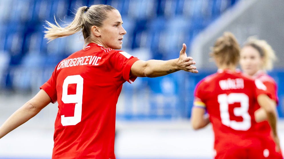 Ana Maria Crnogorcevic will die Schweiz in den Viertelfinal schiessen.