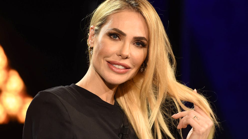 Chi ha tradito prima?. Totti-Blasi, il tradimento finisce in tribunale: ecco gli sms di Ilary