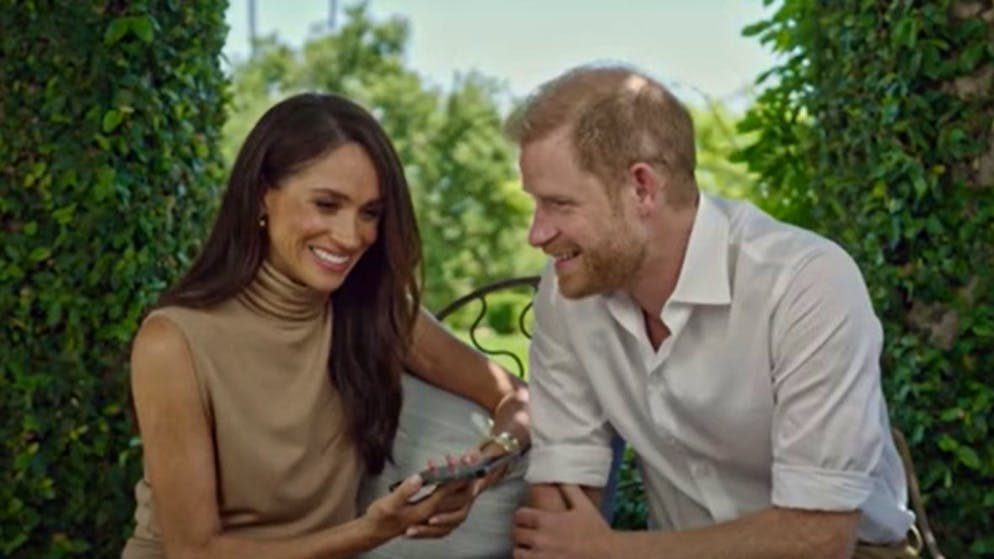 Voci di rottura. Il linguaggio del corpo di Harry e Meghan rivela i loro veri sentimenti?
