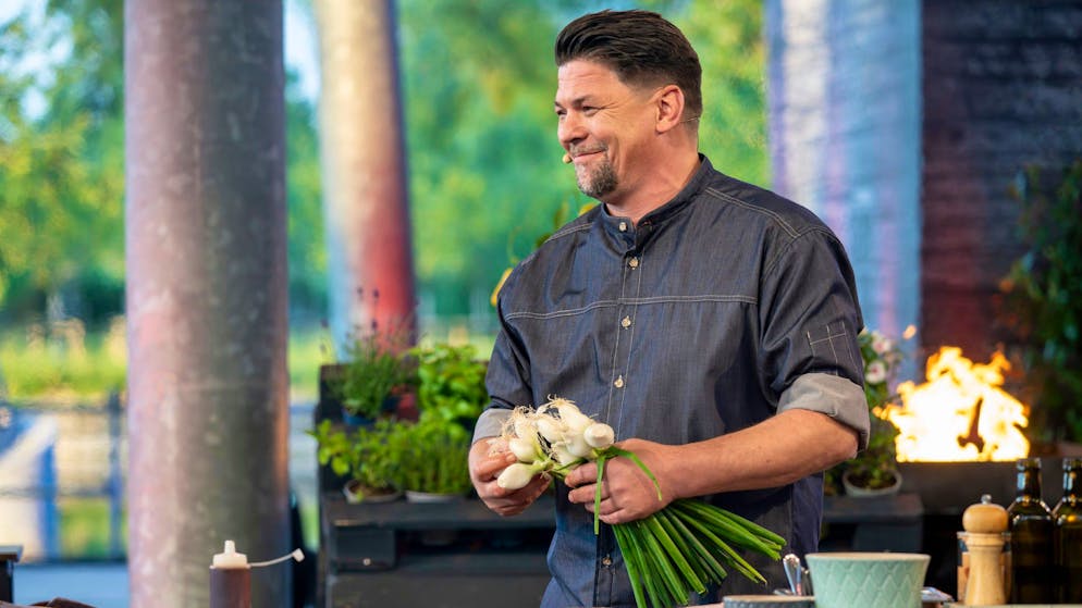 Der erste Job von Star-Koch Tim Mälzer. «Ich war Schuhverkäufer im Sexshop auf dem Kiez»