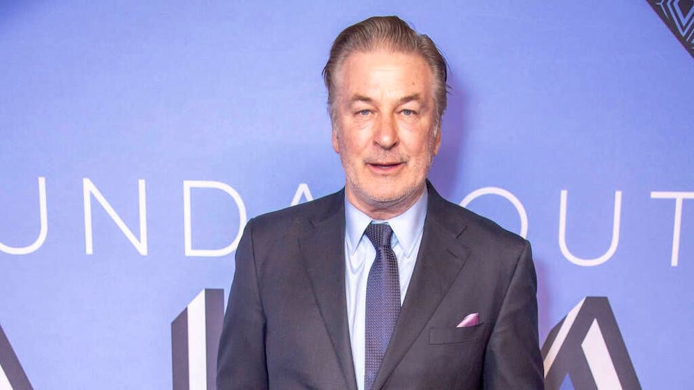 Nuovo rapporto forense. Spari fatali sul set di «Rust», smentita la testimonianza di Alec Baldwin