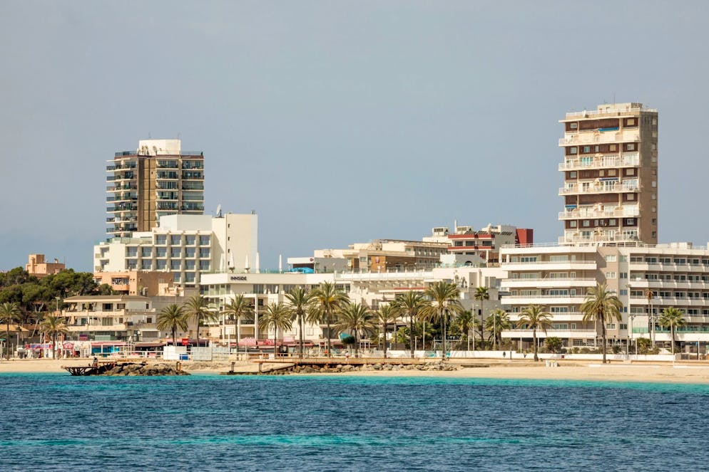 Blick auf Magaluf auf Mallorca, wo zwei britische Frauen einen unerfreulichen Hotel-Aufenthalt verbrachten.