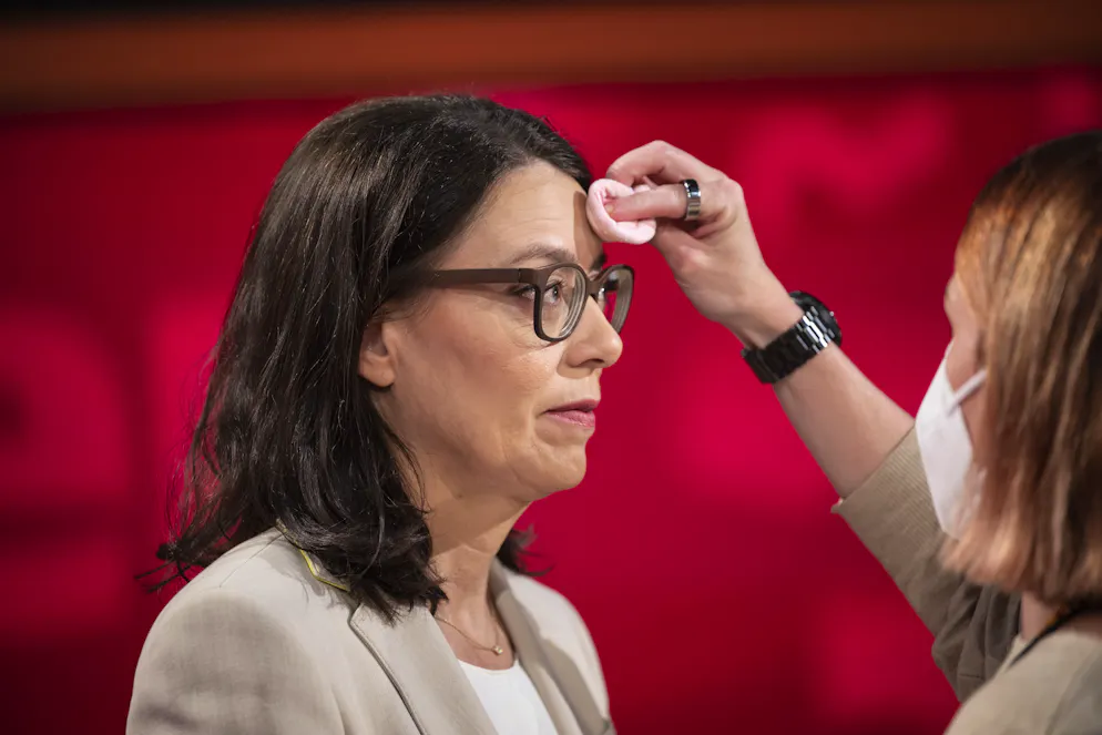 Hat keine Freude an der 200-Franken-Initiative: SRF-Direktorin Nathalie Wappler im März 2022 in Zürich.