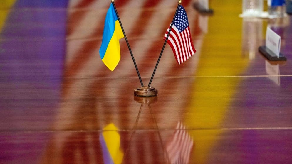 Guerra. Il Pentagono dovrebbe addestrare gli ucraini agli F-16 negli USA