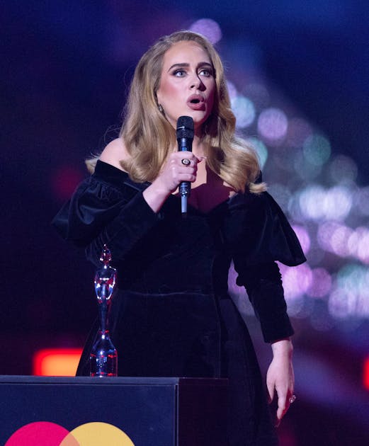 ‘They had to pick me up off the floor’: Adele collapses in pain at a concert in Las Vegas