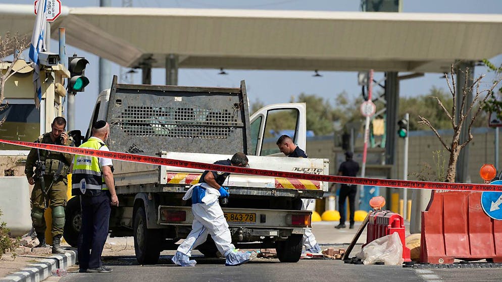 Ein israelischer Soldat wurde bei einer mutmaßlichen Auto-Attacke getötet. Foto: Ohad Zwigenberg/AP/dpa