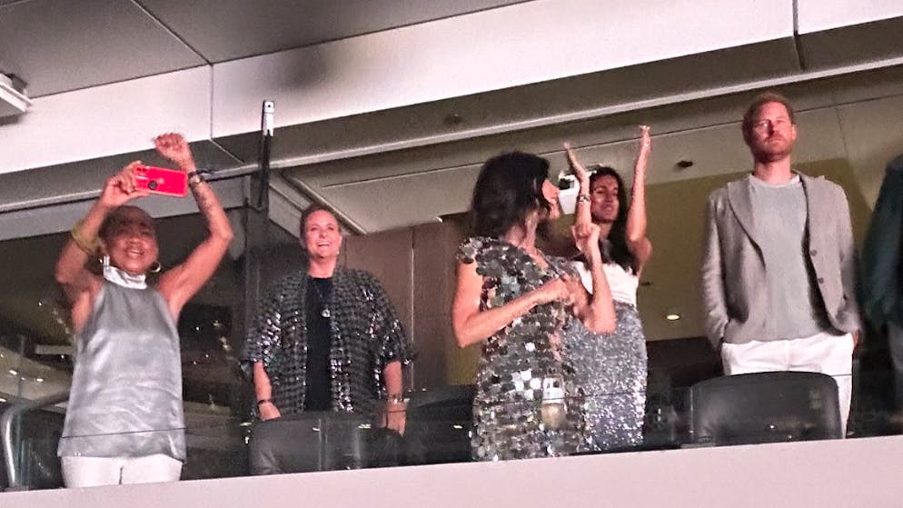 Il principe Sbadiglio. Harry si annoia al concerto di Beyoncé, Meghan dà di matto