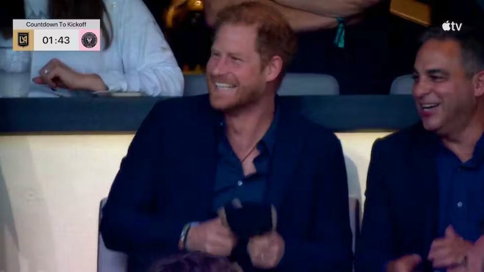 Royal Family. Il principe Harry celebra Lionel Messi a Los Angeles... senza Meghan