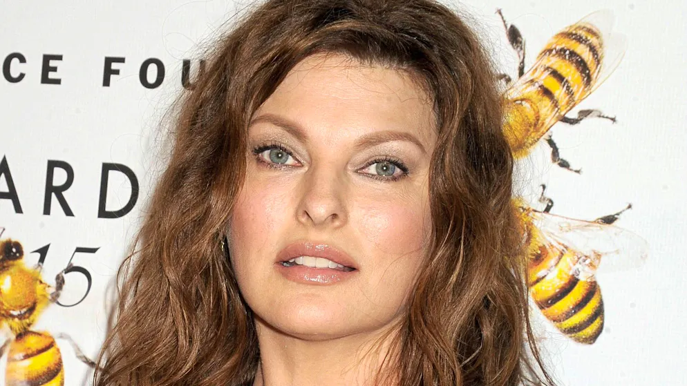 Beidseitige Mastektomie. Topmodel Linda Evangelista erkrankte zweimal an Brustkrebs