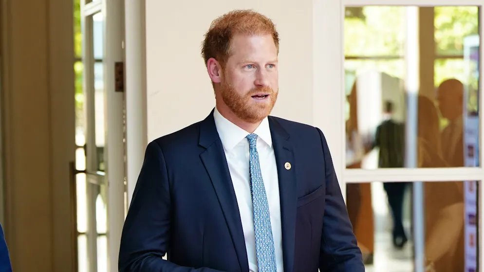 «Sollten ihn unterstützen». Royal Family erntet Kritik wegen Prinz Harry