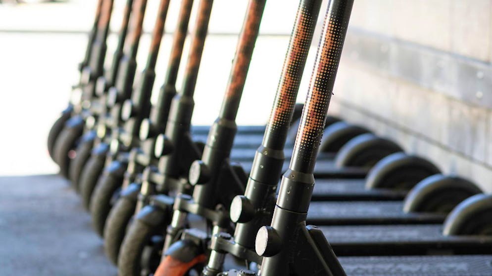 Die Unfälle mit Elektrorollern haben sich im Kanton Tessin verdoppelt.