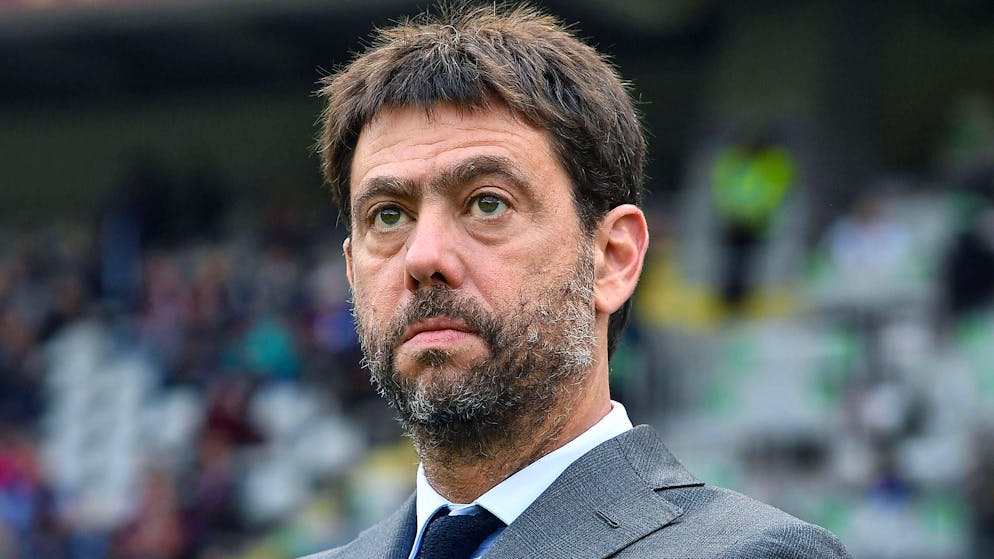 Per oltre un miliardo?. Juve in vendita? Lapidari gli Agnelli: «Ipotesi infondate»