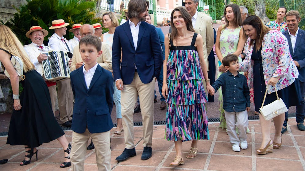 In Chanel zum Picknick. Auch der Look von Charlènes Nichte kann sich sehen lassen