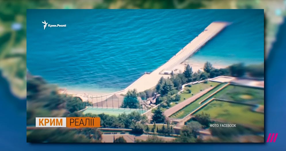 Putins Datscha im Süden der Krim. Für die Anreise per See gibt es natürlich einen zünftigen Anleger.