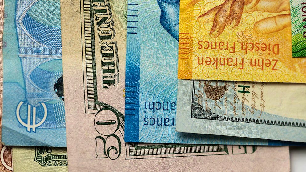 Mercati valutari. Il franco si rafforza su dollaro ed euro: è vicino a massimi di sempre