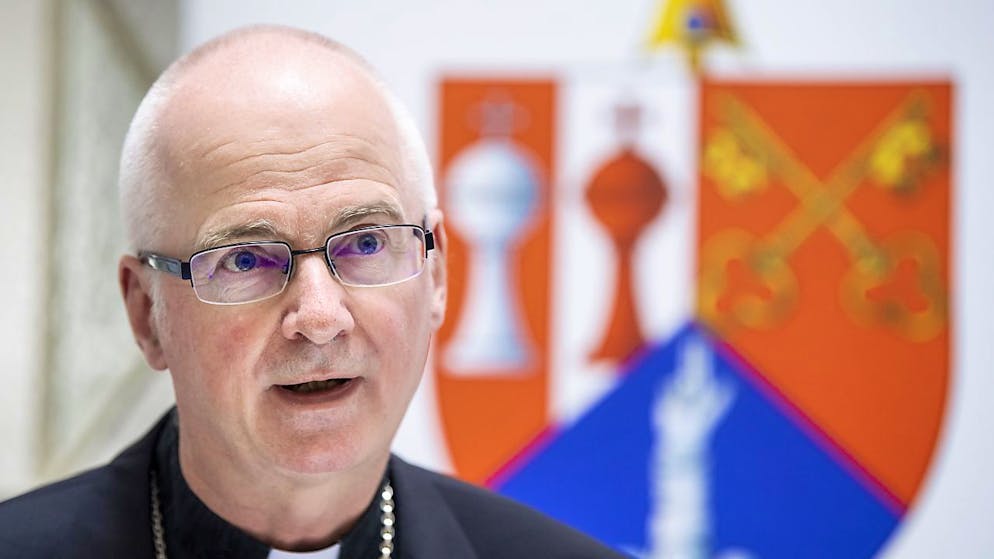 Der Bischof von Lausanne, Genf und Freiburg, Charles Morerod, bezeichnet den Bericht über die Missbräuche in der katholischen Kirche in der Schweiz als "erschütternd". (Archivbild)