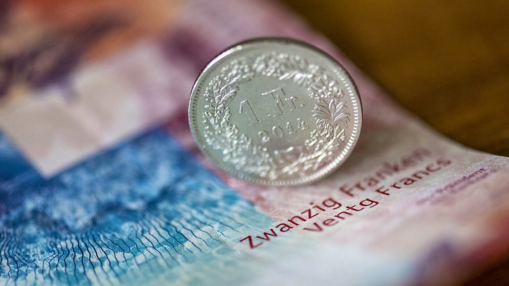 Gli istituti finanziari incassano di più dai loro clienti.