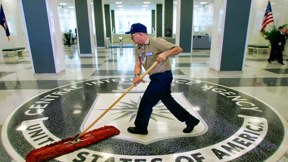 Scoop del NY Post. «La CIA ha pagato gli esperti per occultare che il Covid è uscito da un laboratorio»