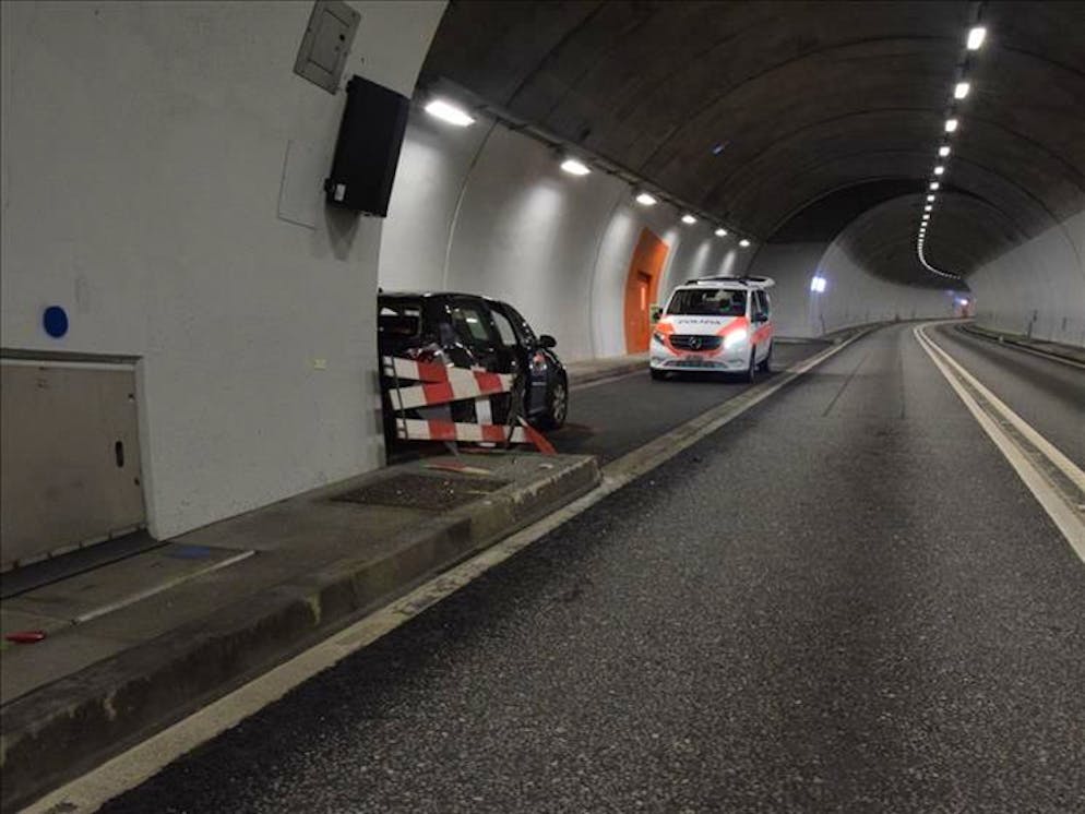 La vettura si è fermata dopo 300 metri