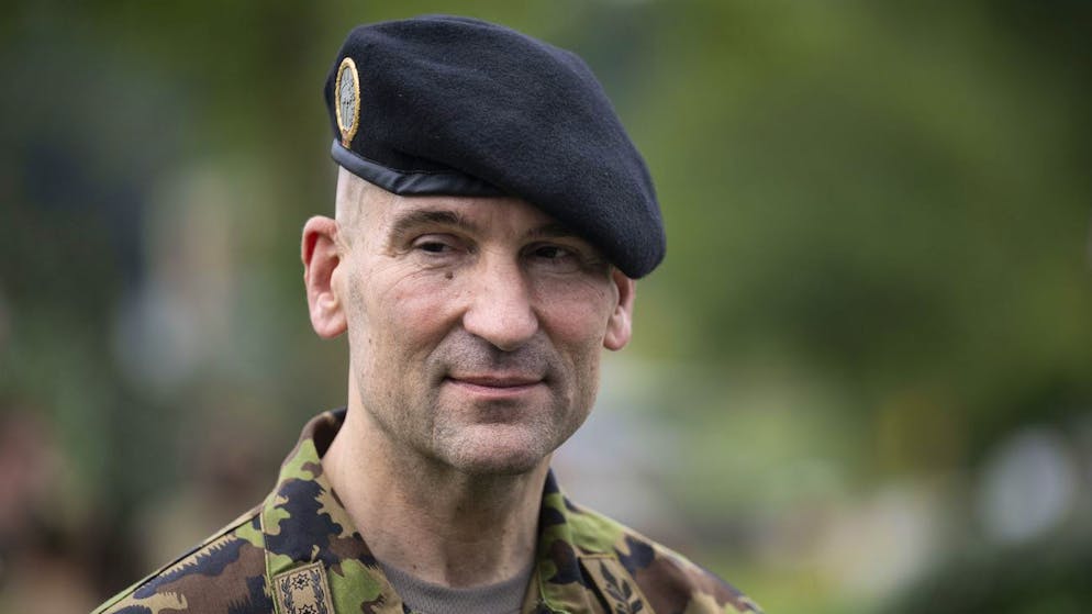 Armeechef Thomas Süssli. Schweizer Militär stoppt den Verkauf alter Bunker