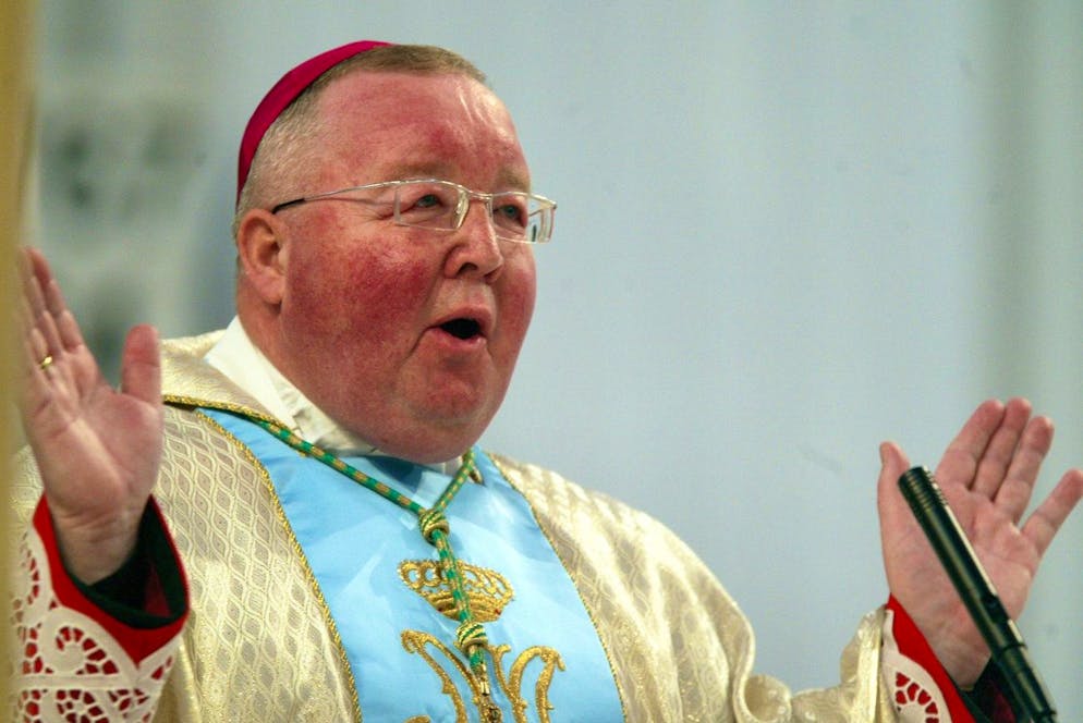 L'arcivescovo Wolfgang Haas in una foto di 18 anni fa.
