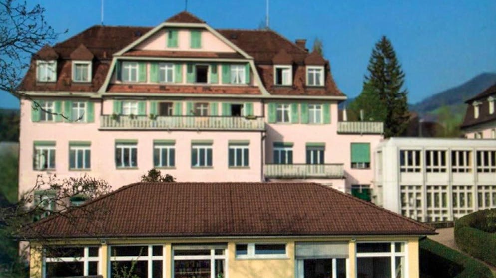Züchtigung an christlicher Schule. Schwere Vorwürfe gegen Schoggi-Unternehmer Läderach
