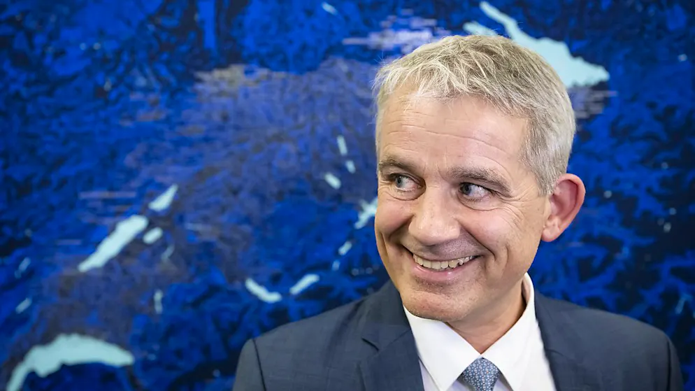 Bundesrat Beat Jans will mit Nemo ein Gespräch vereinbaren.