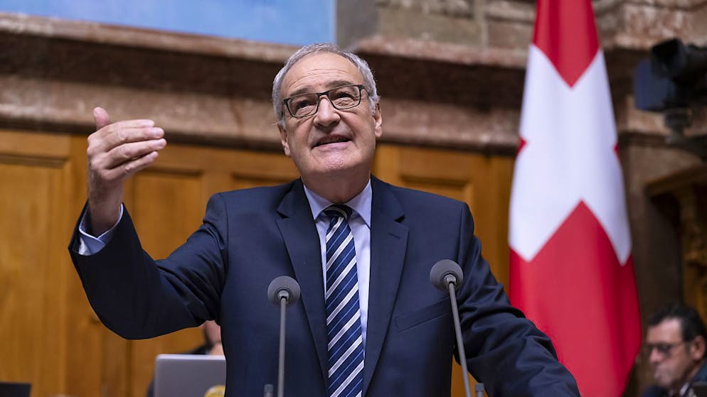 Guy Parmelin ha difeso l'operato del Consiglio federale.