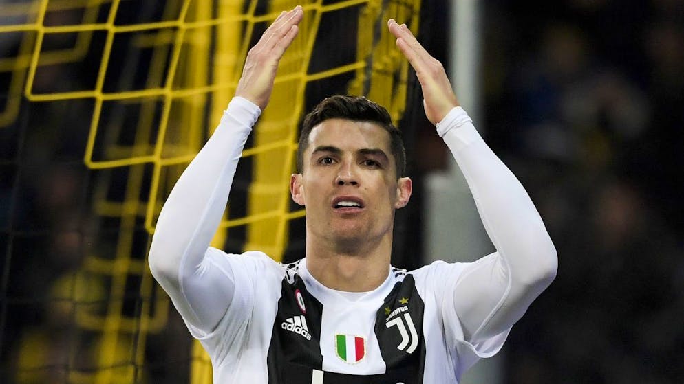 Cristiano Ronaldo con la amglia della Juventus nel 2018 